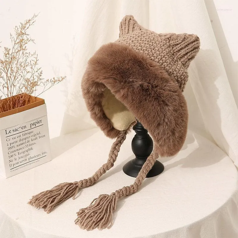 Beanie/Kafatası Kapakları Peluş örme şapka bayanlar artı kadife kalın net kırmızı kulak koruma yün açık hava döngüsü rüzgar geçirmez ip örgü delm22