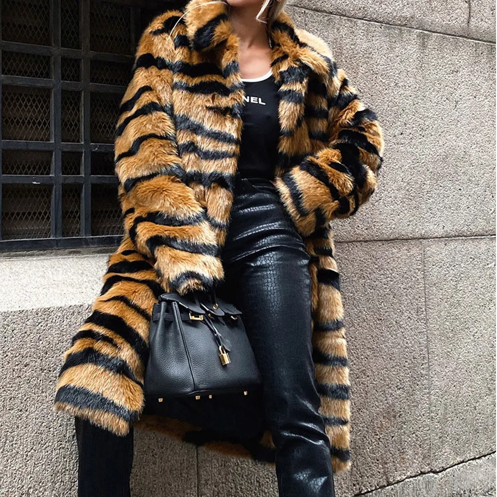 Winter Women High Quality Faux Fur Coat Luxury Long Fur Coat Loose Lapel OverCoat Thick Warm Plus Size Tiger Print Plush Coats T220716