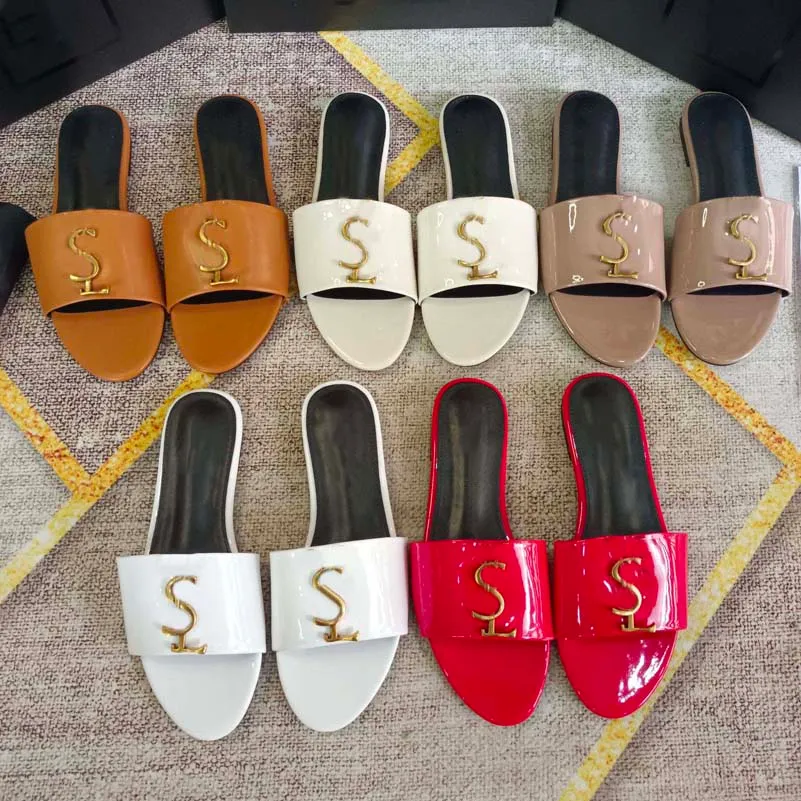 Designer slippers for girls shop