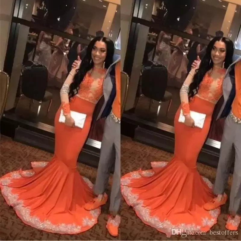 Bestellungen Sexy afrikanische arabische schwarze Mädchen Meerjungfrau Orange Ballkleider 2019 Langarm Spitze Applikation Plus Size Paar Plus Size Abendkleider