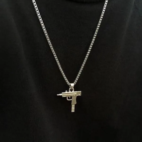 Chains European And American Uzi Assault Small Machine Gun Men Women Titanium Steel Pendant Couple Necklace TideChains