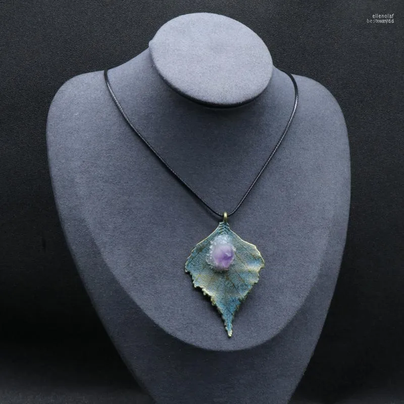 Подвесные ожерелья 2022 Натуральные агаты каменного ожерелья форма для женщин для женщин подарки на юго -юрни.
