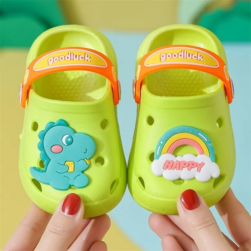 Cartoon Dinosaur Kids Slippers Boys Summer Beach Sandals Girls Home Slippers Toddler AntiSlip Indoor Slides Child Garden Shoes 220621