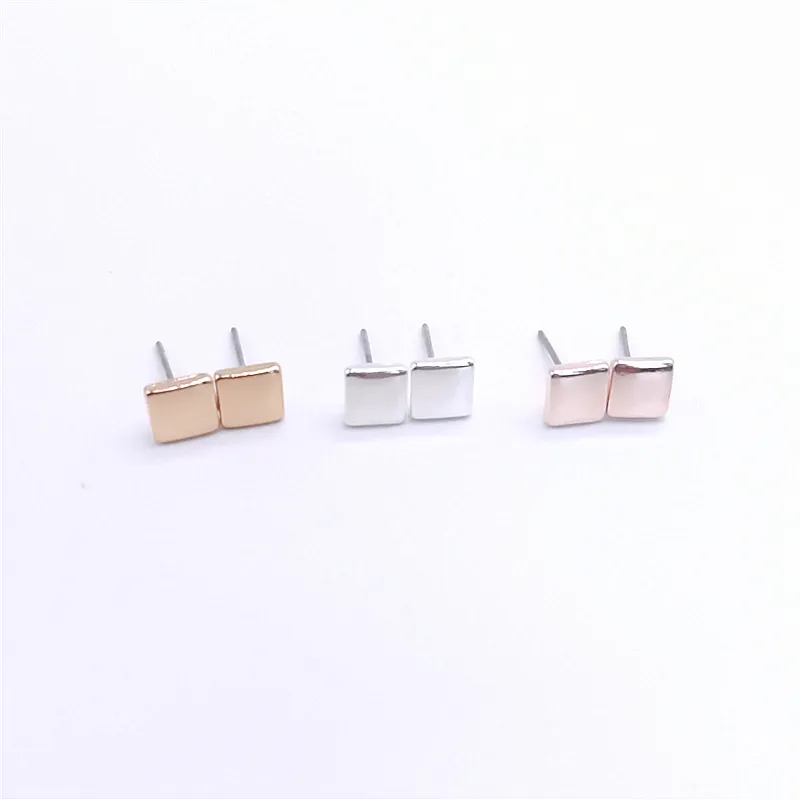 New Classic Square earrings studs wholesale Smooth surface design flat ear studs Simple style for men and women