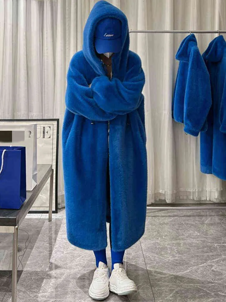 2022 Lautaro hiver long surdimensionné chaud épais bleu blanc moelleux fausse fourrure manteau femmes avec capuche lâche décontracté style coréen mode T220810