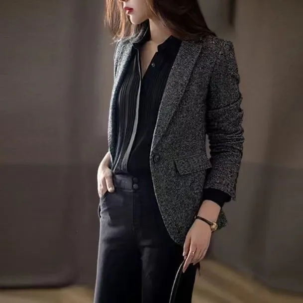 T201 Womens Suits & Blazers Tide Brand High-Quality Retro Fashion designer British fashion Series Suit Jacket Star A grain of buckle Slim Plus Size Women's Clothing