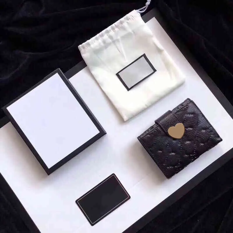 Klasyczne mężczyzn portfel Kobiety trójwymiarowe torby wytłoczające skórzane portfele luksusowe projektant marka miłosna torebki klamry urocze uchwyt karty 01110325