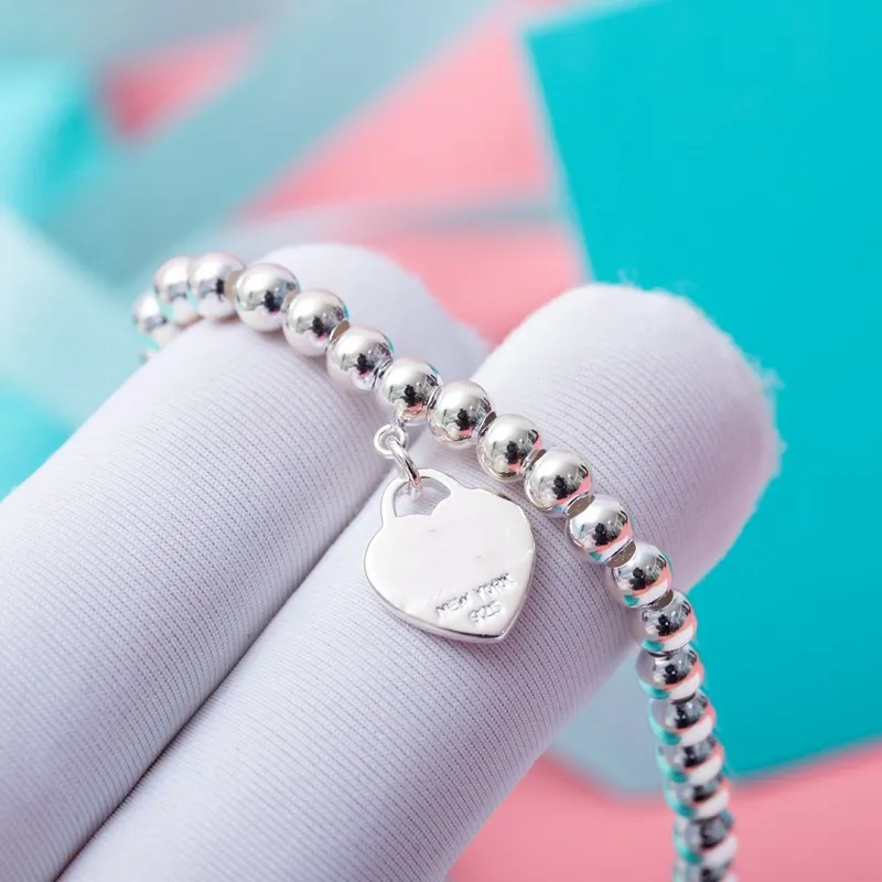 Personality Butterfly Flower Female Girlfriend Gifts Bracelets | Girlfriend  gifts, Bracelet gift, Butterfly charm bracelet