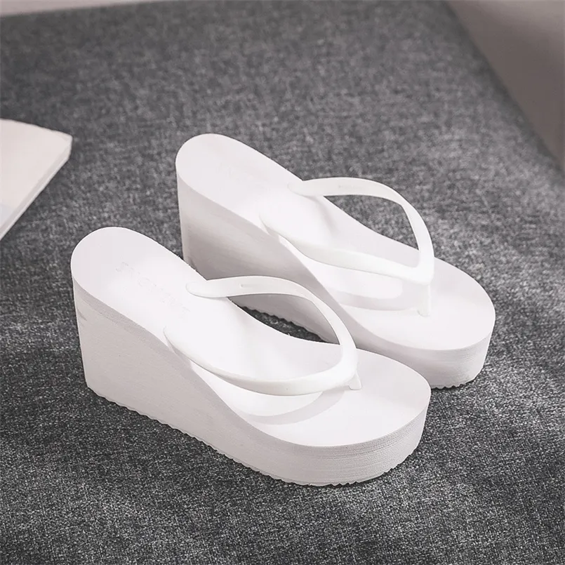 Comemore Women Summer Shoes Woman Wedge Rubber Flip Flops Heeled Mugles Candy Colors Platform Platform Female Beach Slippers White 39 220408