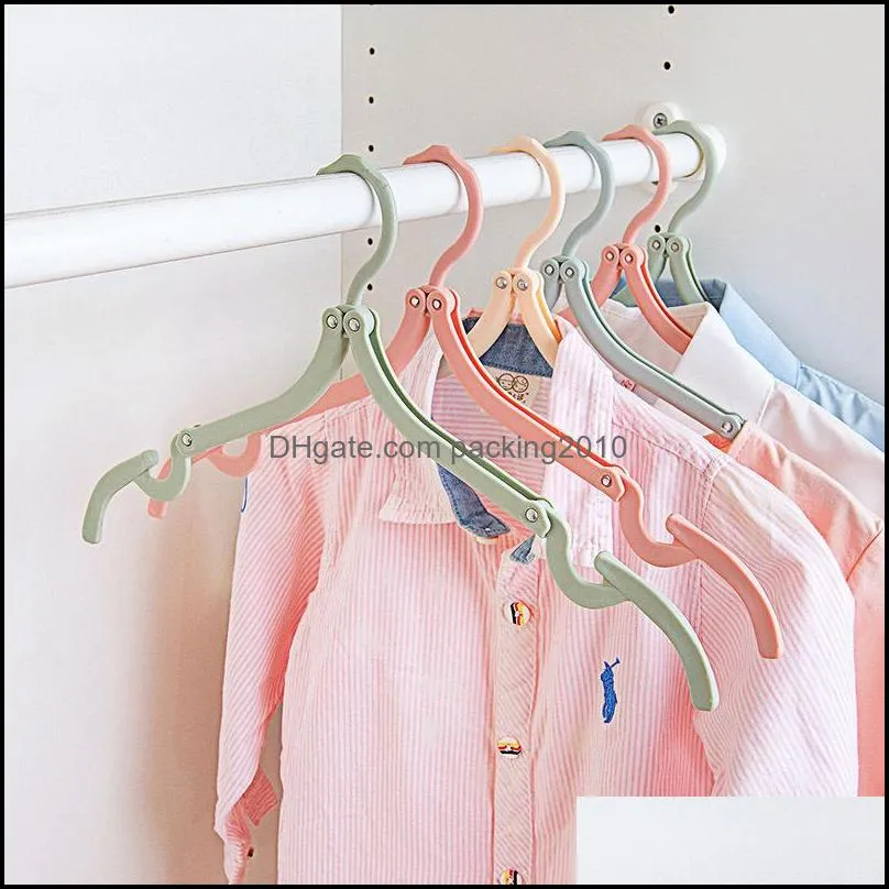 Space saver travel portable folding hangers rack outdoor clothes hangers multifunctional magic folding clothes plastic antiskid hanger