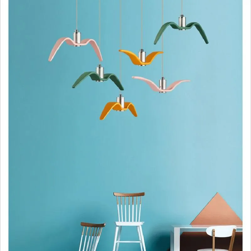 Pendant Lamps Modern Lamp Simple Colorful Seagull LED Chandelier El Stair Cafe Store Bird Bar Table Restaurant Decoration LightPendant