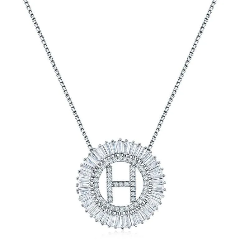 Pendanthalsband Elegant silverfärg Alfabetet Round Statement Women Charm Zircon ClaVicle Chain Necklace GiftSpendant