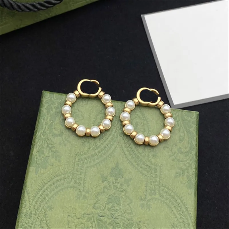 Mais novo designer de pérola círculo brincos charme feminino dupla carta eardrop menina pingente studs para festa data gift309f