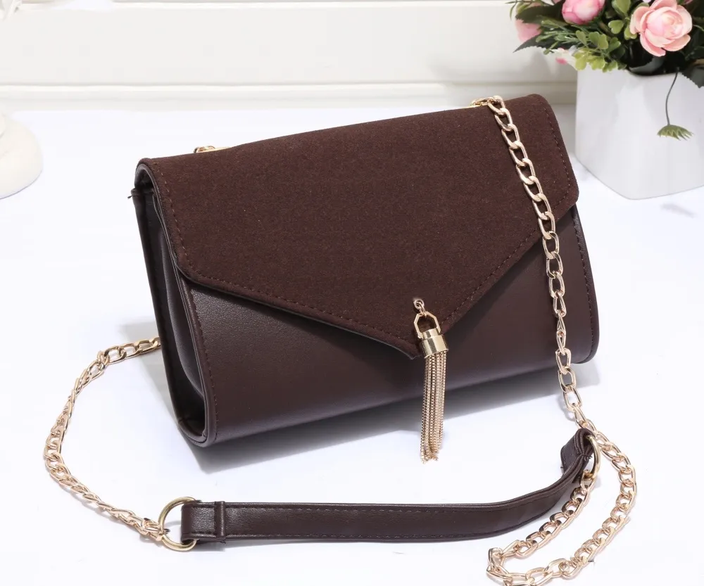 Luxury Designer Womens Handbags Purses Bag Leather Suede Shoulder Crossbody Bags Handbag Purse Clutch Metal Logo Ladies Chain Belt Tassel Wallets Messenger 807