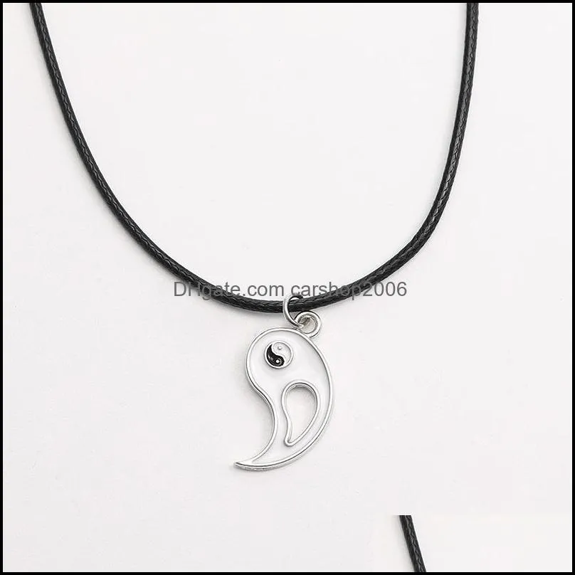 New Black White Couple Pendants Rope Chain Necklaces for Women Men Splice Gossip Tai Chi Yin Yang Necklaces Christmas Valentine Gift