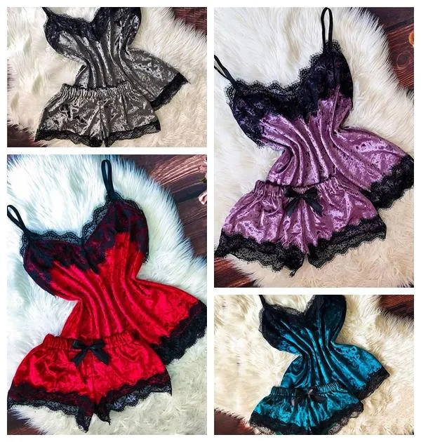 Lingesee feminina Lingerie Sexy Mulheres Sono Use Camisole Bow Shorts Voas de Velvet Pamas de Velvet Roupas para Roupa Home