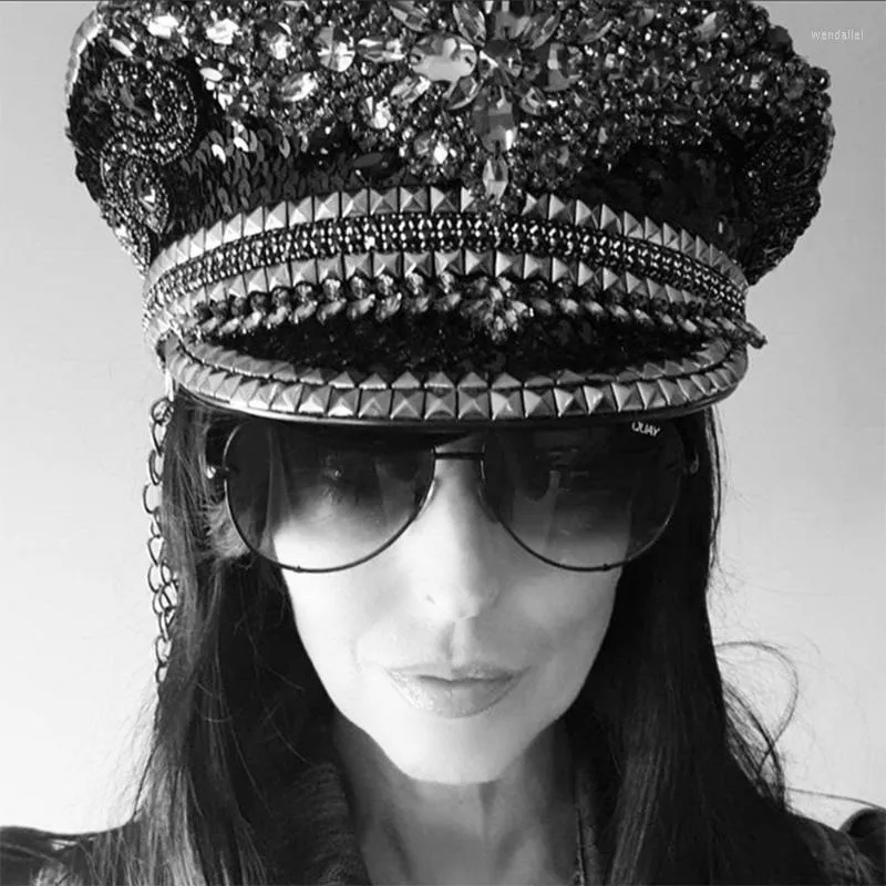 Berets Fashion Women Bride Military Hat Black Sequin Burning Bridal Captain Sergeant Luxury Rhinestone Festival Birthday Part HatBerets Wend