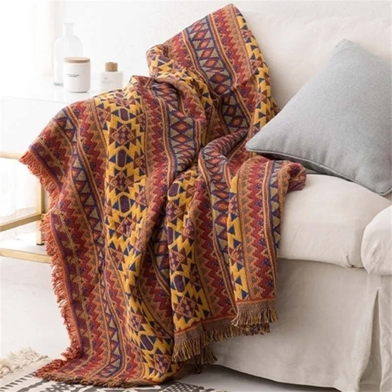 Dernières couvertures tribales tapis d'extérieur indiens Camping pique-nique couverture Boho lit décoratif Plaid canapé glands tapis en lin 220524