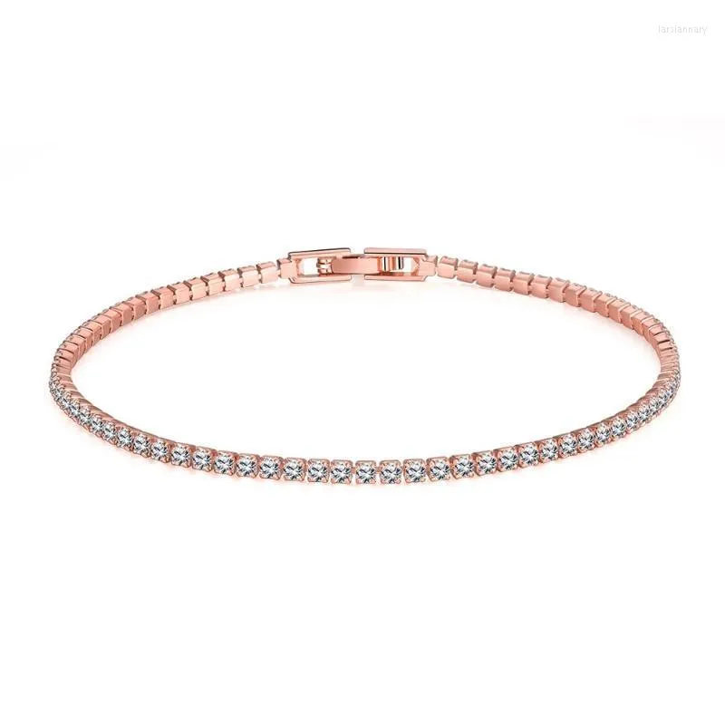 Charm Armband Högkvalitativa kvinnor Tennisarmband Luxury Rose Gold Plated Round Clear CZ Bangles för Elegant Party JewelryCharm Lars22