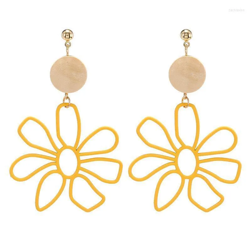 Dangle & Chandelier Korean Style Hollow Out Daisy Yellow Flower Wood Earrings Fashion Cute Accessories Temperament Versatile