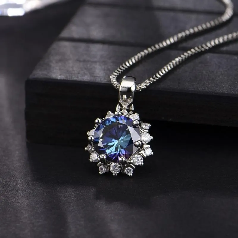 Collane con ciondolo Cuori e frecce Blu mare Moissanite Diamante Argento 925 Femmina Rete rossa Collana di vendita Catena clavicolaPendente