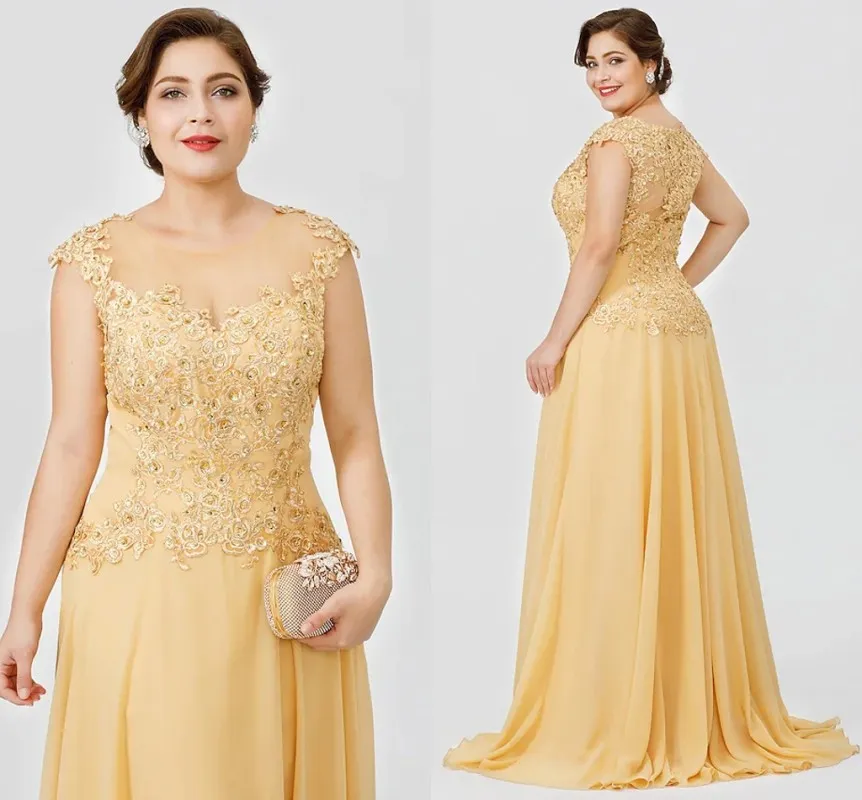 Guld A-linje Klänningar till brudens mor 2022 Plus Size Elegant Illusion Neck Sweep Train Chiffong Pärlor Spets Keps Ärmar Formella festklänningar Robe De Soriee