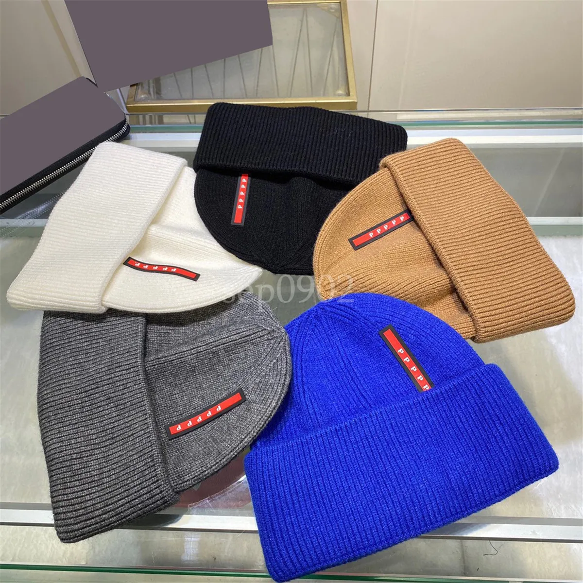 Solidne kolory kiali mężczyźni kobiety wełniane dzianiny projektant hat Casual Style Beanie para wiatrakowe czapki