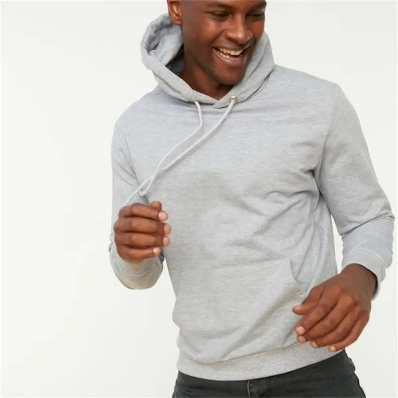 Sweat-shirt à capuche avec poche kangourou Trendyol pour hommes TMNAW20SW0162 220816