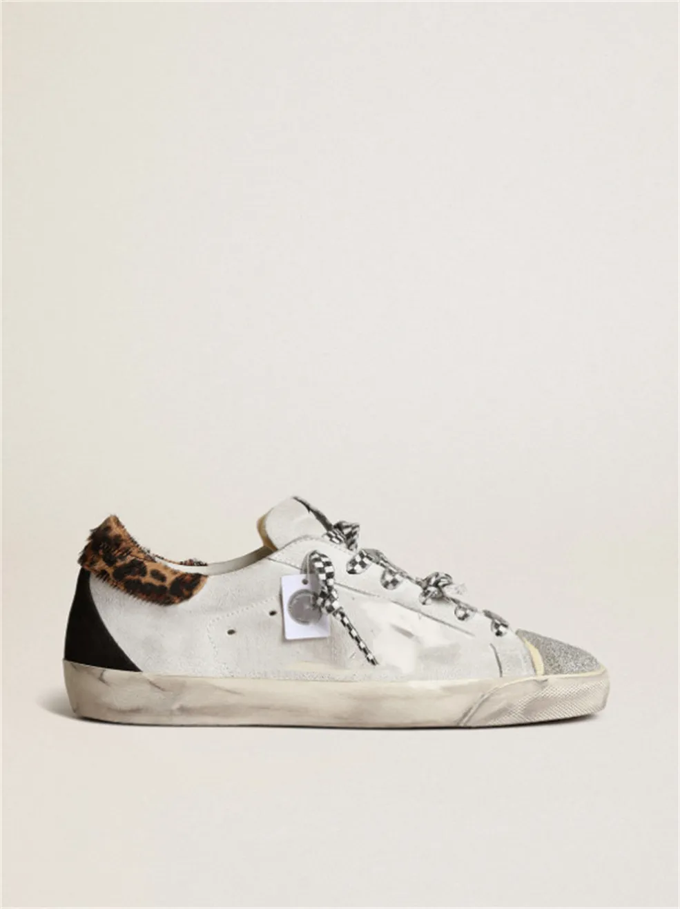Sole Small Dirty Shoes Designer Lyxig italiensk vintage handgjorda sneakers trimmade med vitt läder