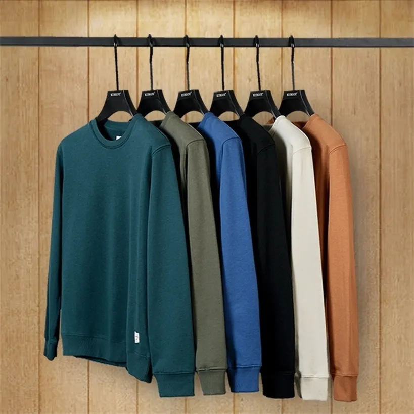 Kuegou Höst Fashion Casual Hoodies för män Sweatshirt Grundläggande Solid Färg Högkvalitativ Streetwear Topp Plus Storlek 60025 220325