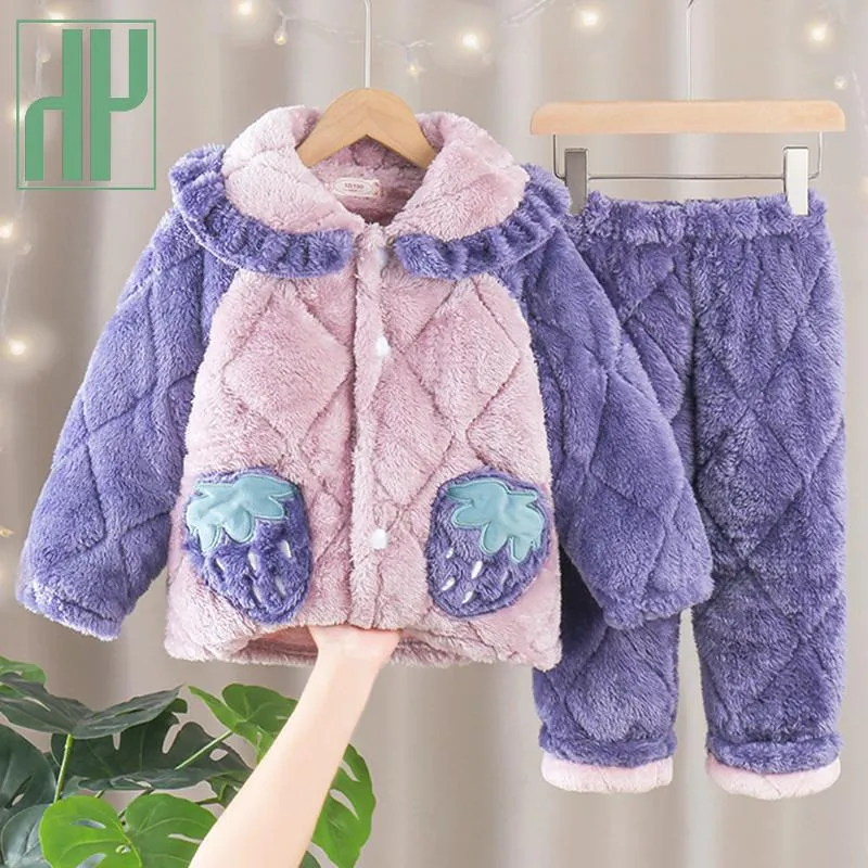 Completi di abbigliamento Set di pigiami invernali per bambini Anno più Velluto Ragazzi Flanella calda Addensare Indumenti da notte per bambini Abbigliamento termico