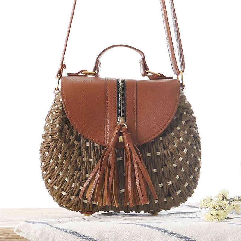 Bolsas de Compras 2018 Beroemde Dames Dames Geweven Breien Mensajero Crossbody Tassen Nieuwe Zomer Bohemian Vrouwen Kwastje Stro Strand Schouvdertas 220322