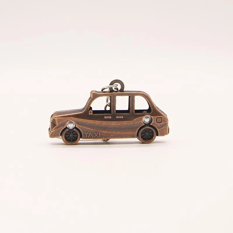 3D Taxi Simulation Model Car Classic Keychain Handcrafted Metal Alloy Key Chain Keyring Creative Idea Fashionable Decoration Party Favor MJ0439