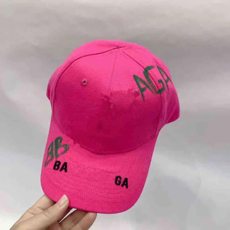 2022 High Quality New Men's Ladies Broken Copper Denim Baseball Cap French Fashion Embroidered Letter Sunshade Hat Outdoor Couple Hat S01