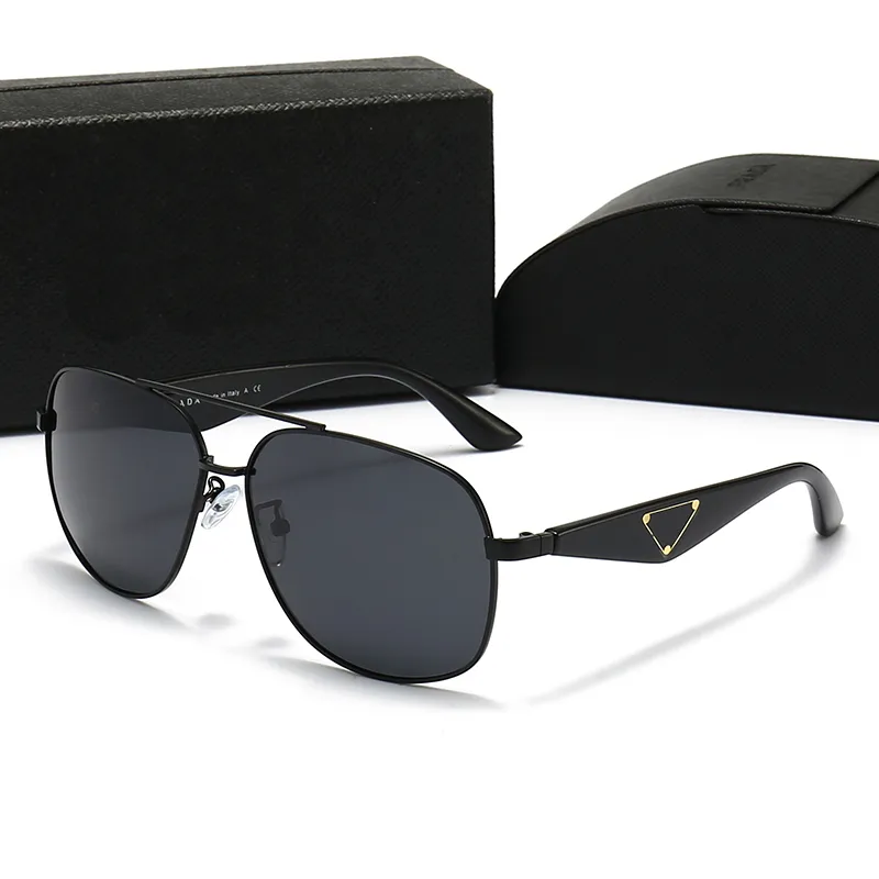 Diseñador de gafas de sol de moda para el hombre Mujer polariza gafas de sol Hombres Mujeres Unisex Gafas Playa Polarizado UV400 Negro Sliver Gold Color