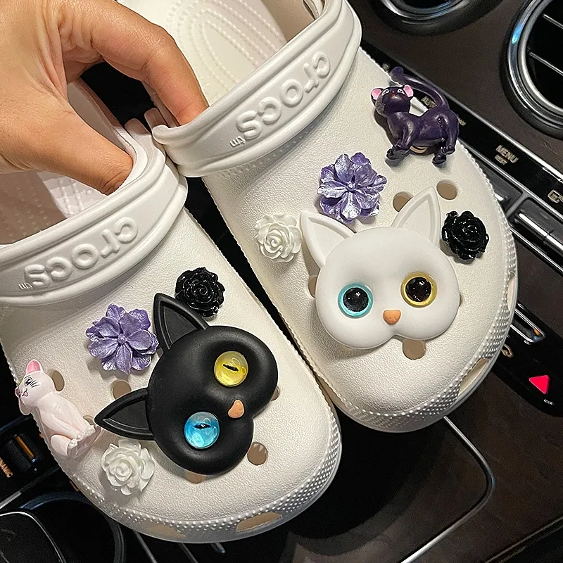 Black White Cats Flowers Croc Charms Designer Diy Animal Jeans Skor Decation Accessories For Jibs Clogs Kids Boys Girls Gifts2508