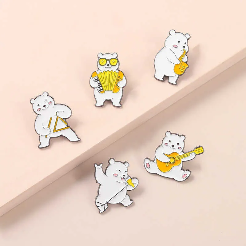 New cartoon cute bear modeling series Brooch creative music glasses white bear alloy accessories Badge