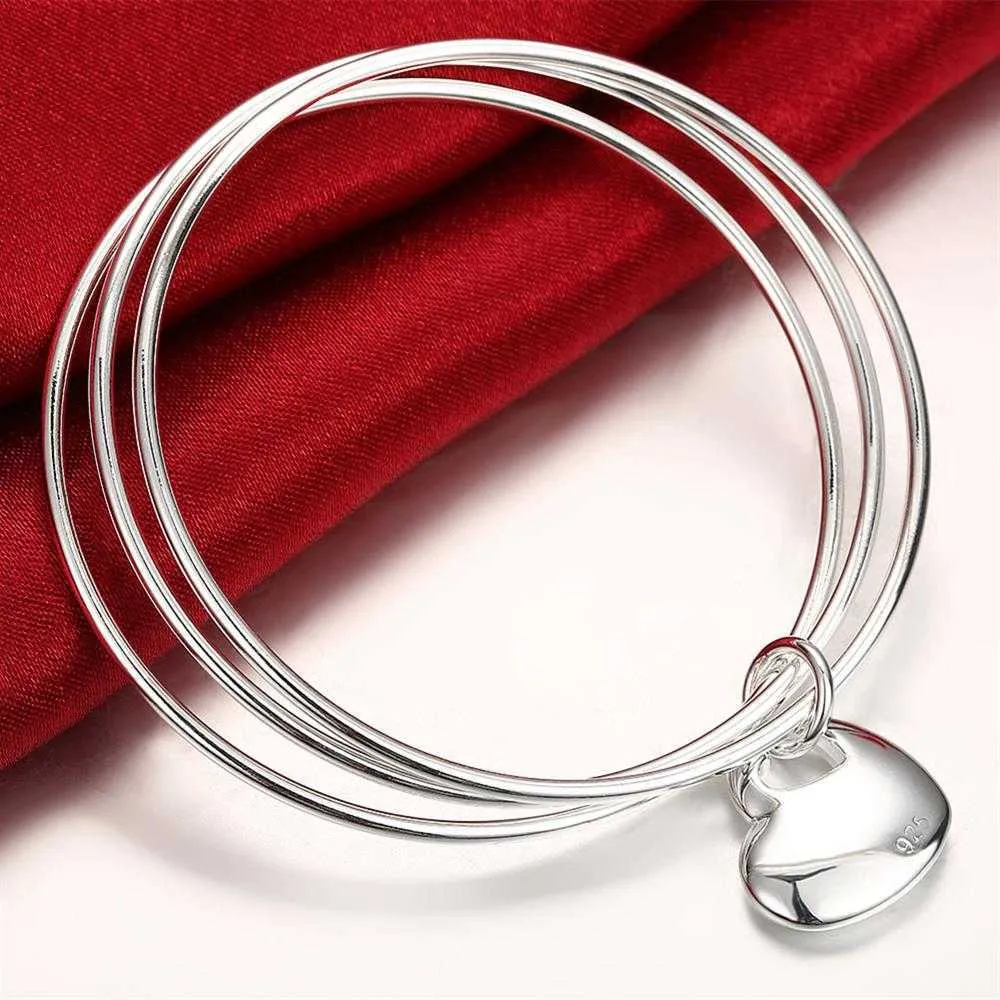 925 Silver Armband Bangle Special för Women Tre Circles Hängande hjärta Bangle Girl Student Smycken Fashion Party Present