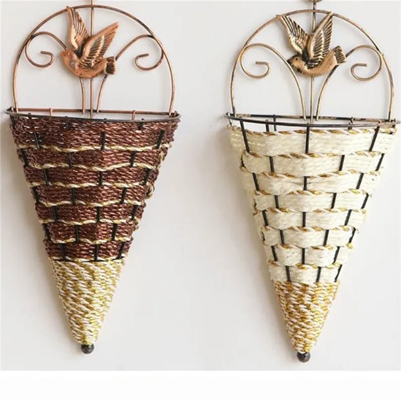 Natural Wicker Flower Basket Vase Rattan Wall Hanging Pot Planter Rattan Vase Basket Decor Wall-mounted wrought iron 210409