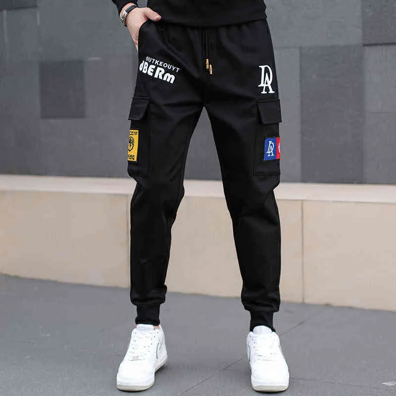 2022 new fashion pants men's loose Joker fashion casual sports pants embroidered nine-point toe pants overalls G220507