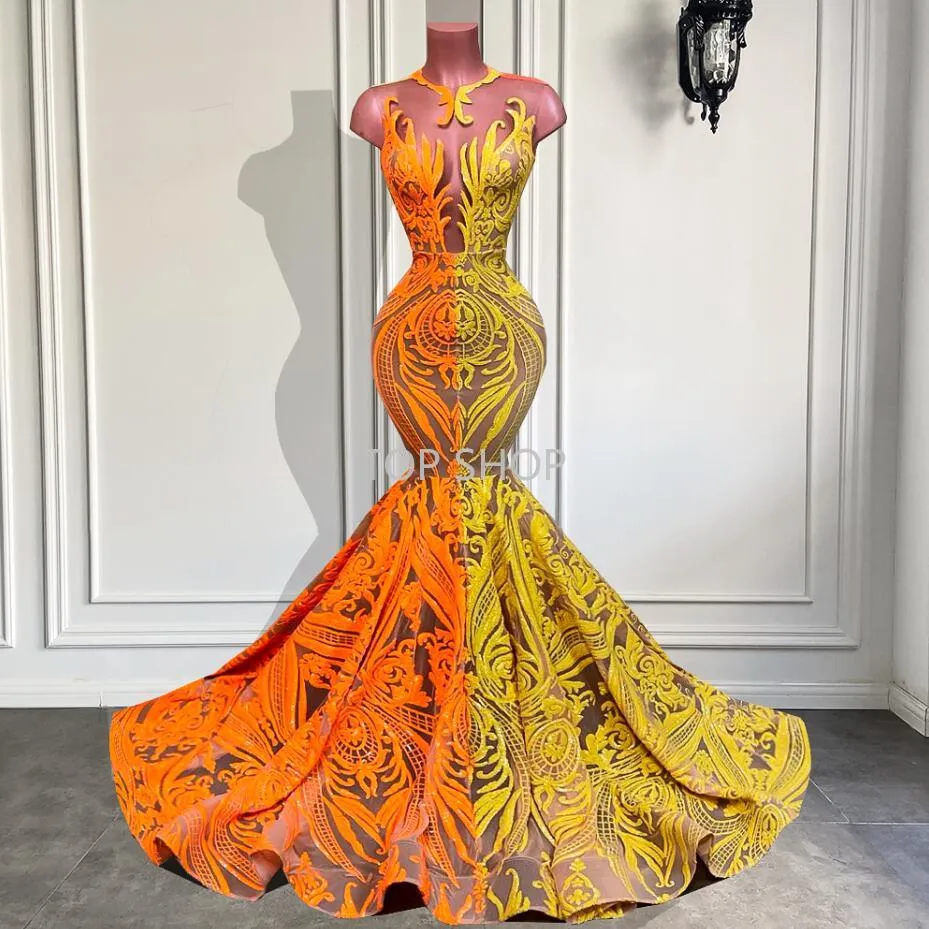 Długie Sparkly Prom Dresses 2022 New Arrival Sheer O-Neck Orange and Yellow Cequin Black Girls Mermaid Prom Suknie EE