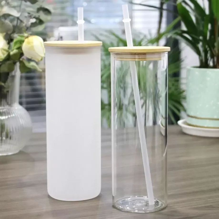 25oz Sublimation Blanks Glasschurler mit Bambusdeckel und Stroh gerade schlankes Frosted Clear Care -Form -Tassen DIY Wärmeübertragung Designs Sommerwasserflaschen