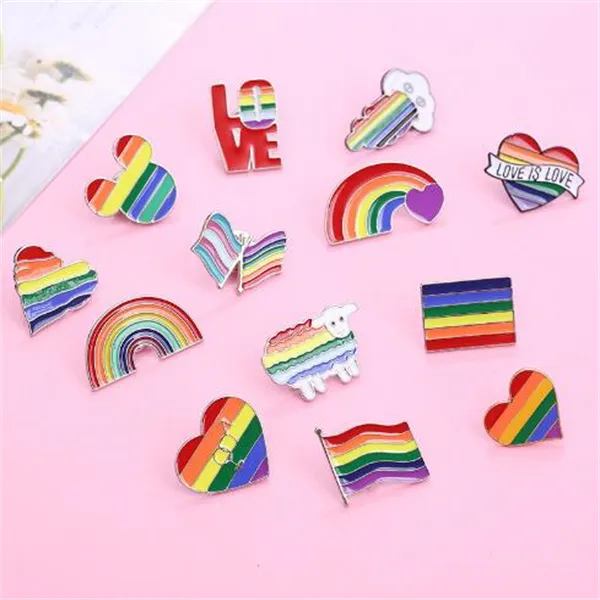 Arcobaleno Cuore Nuvola Spilla Spilla Colori cartone animato Pecora Topo Smalto Spilla Cappotto Cappello Lettera Distintivo in metallo Gioielli LGBT Lesbiche Gay Regalo GC1431