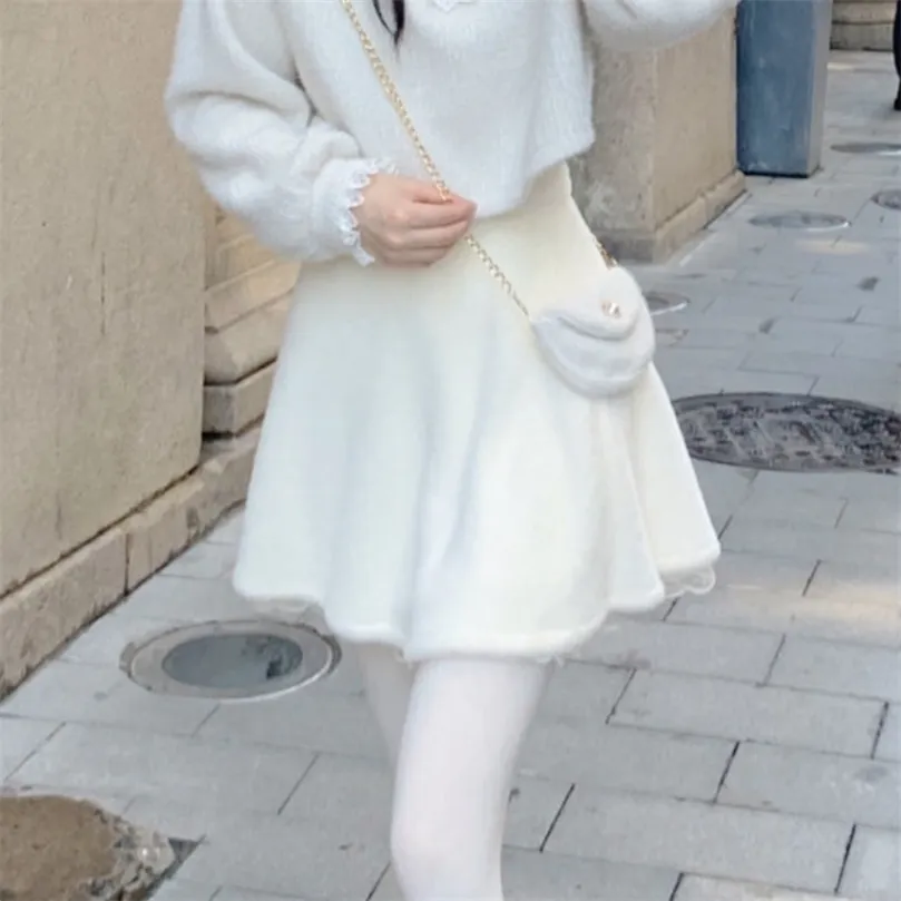 Winter Kawaii Mini Rock Frauen Weiß Samt Süße Party Rock Weibliche Koeran Mode Designer Spitze Patchwork Nette 220317