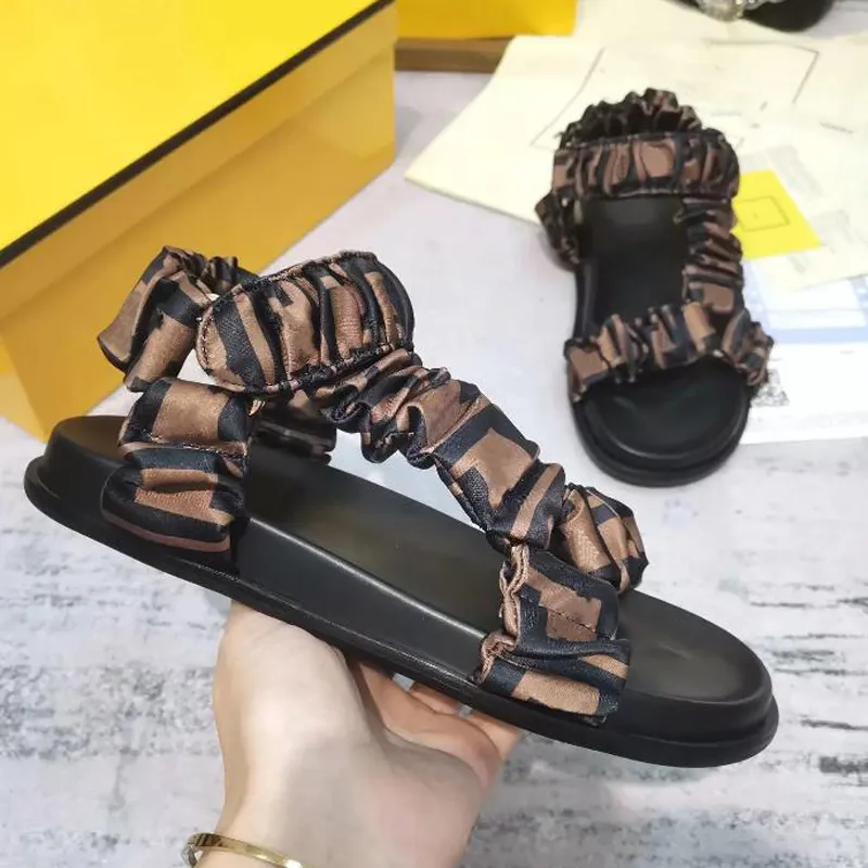 Girls designer deals slippers