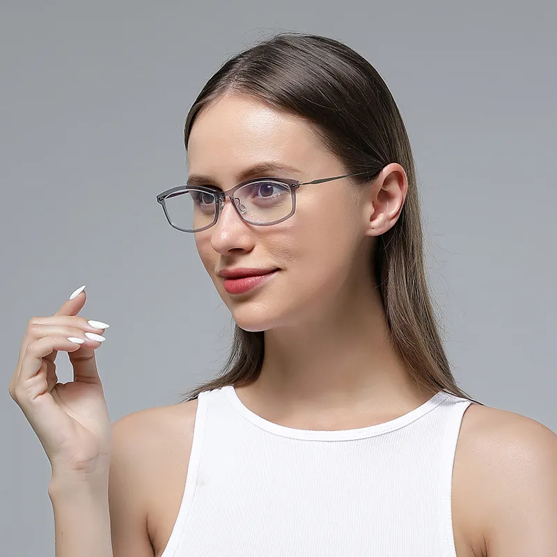 Designer Titanium Hinged Rectangular Edith Glasses Frame For Women