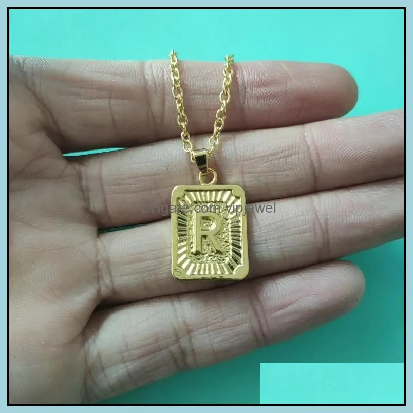 wholesale personalized fashion gold plated rectangle minimalist necklace jewelry popular alphabet initial necklace