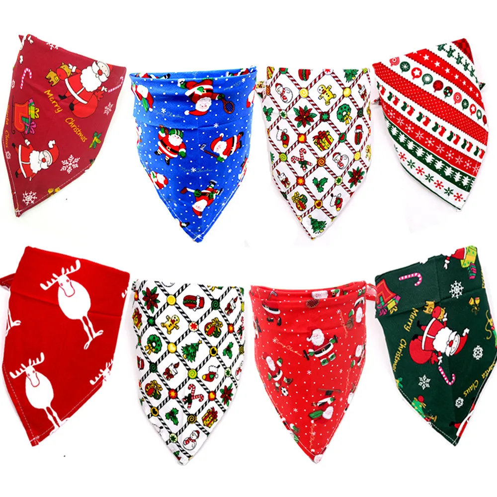 Bandane per cani natalizi Festival Day Abbigliamento per cani Triangolo di Babbo Natale Bavaglino regolabile Bandana per animali domestici Fazzoletto morbido per cani di taglia piccola e media Pupazzo di neve Campana A378