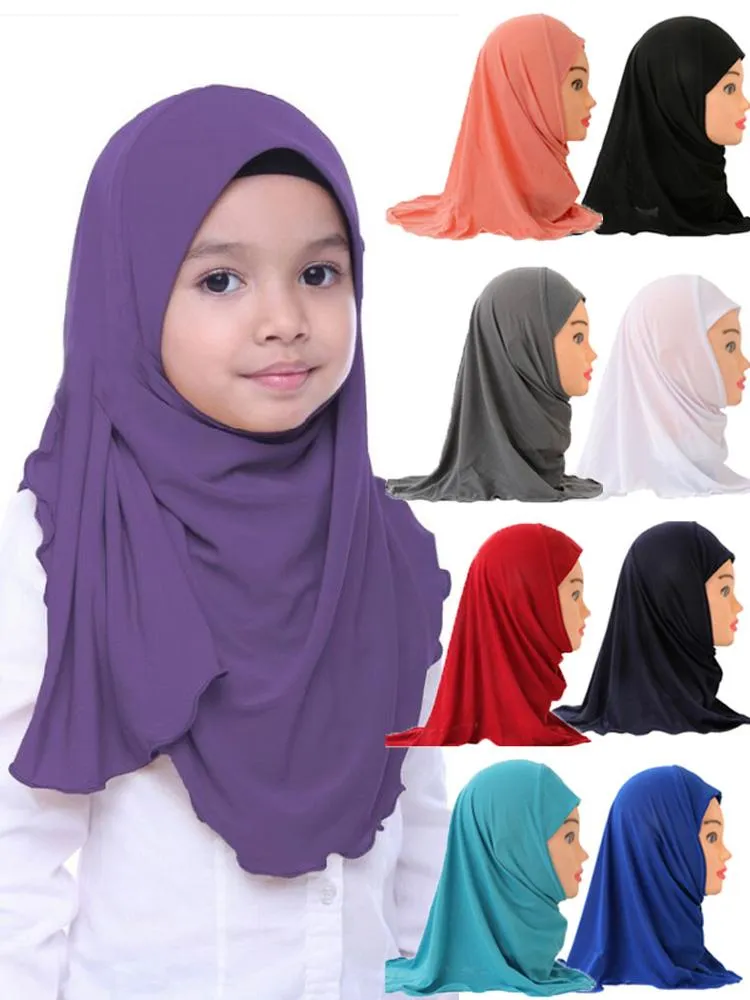 Etniska kläder muslimska flickor barn hijab islamisk halsduk sjalar ingen dekoration mjuk och stretchmaterial för 2 till 7 år gammal grossist 50cmethn
