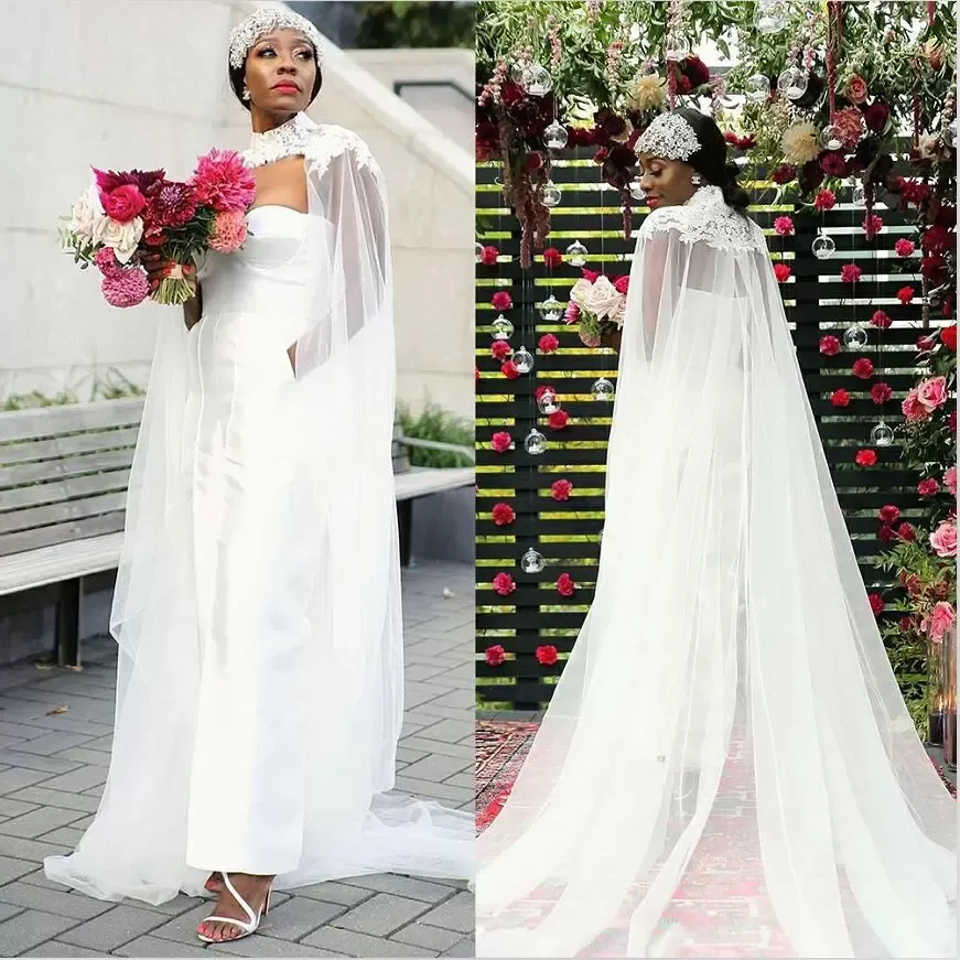 Underbara jumpsuitbröllopsklänningar med Cape Satin Bridal Gown Lace Applique Tulle Custom Made Plus Size Sweetheart Halsring ärmlös Vestido de Novia